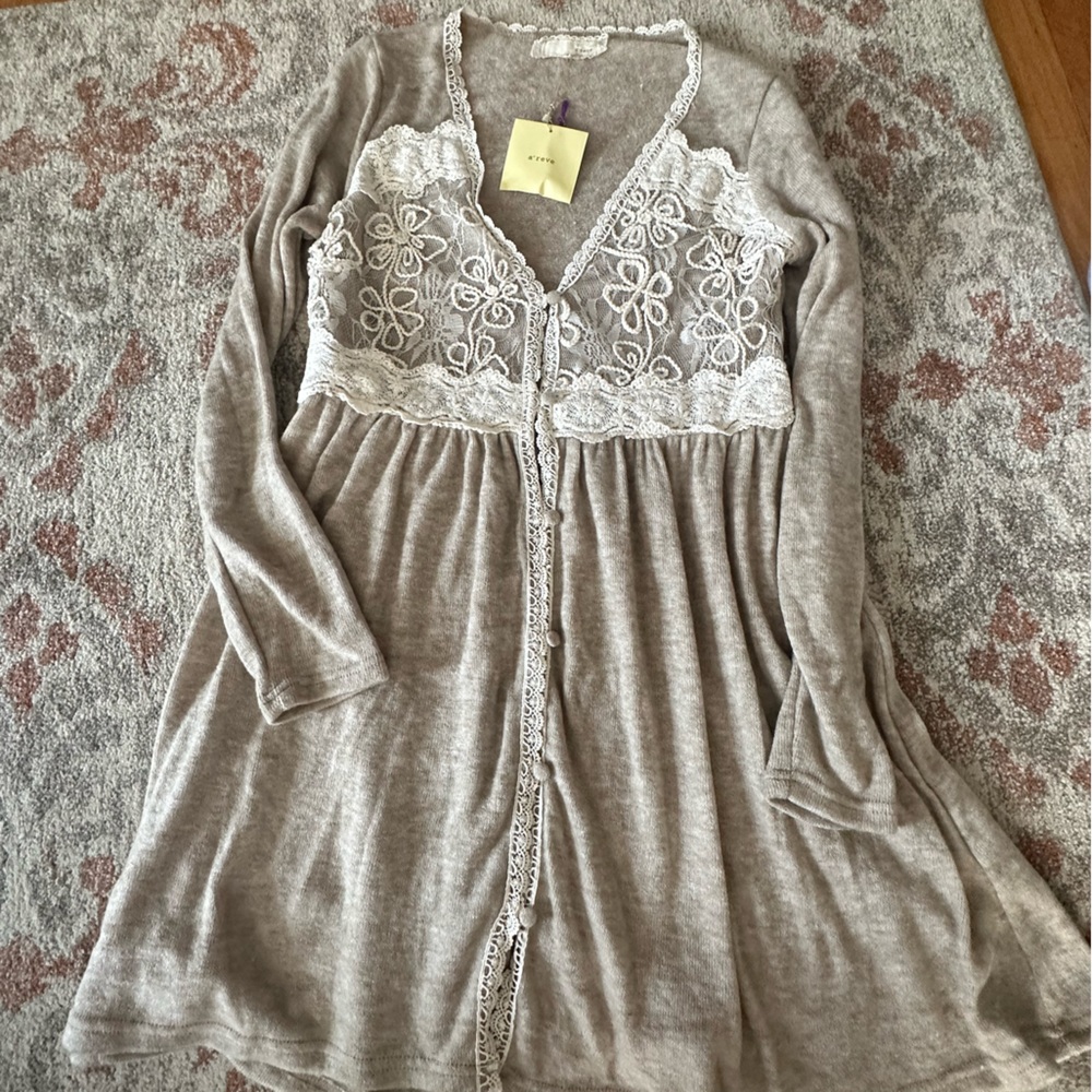A’reve cream sweater dress size small